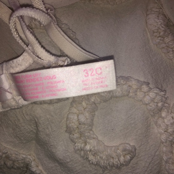 PINK white lace bra, 32C - Picture 2 of 2
